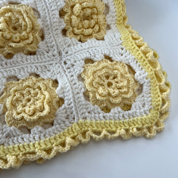 Handmade Vintage Crocheted Afghan Lap Blanket - Picture 4 of 6